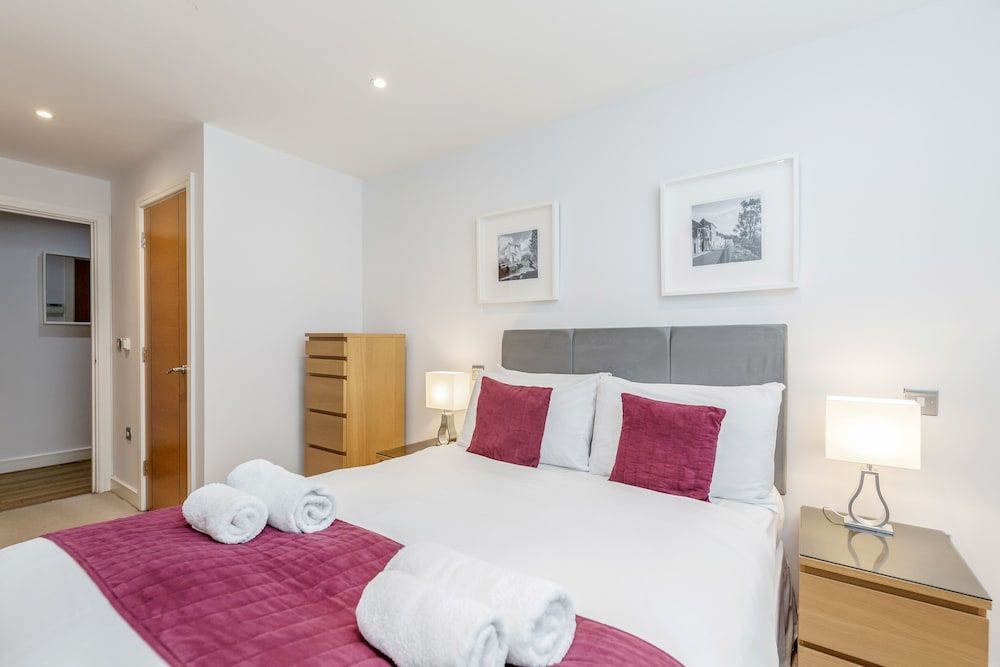 Roomspace Apartments -Abbot's Yard 1
