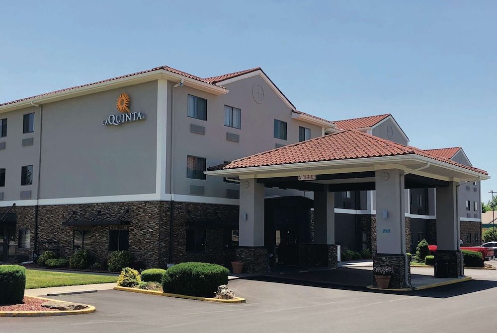 La Quinta by Wyndham Elizabethtown 1