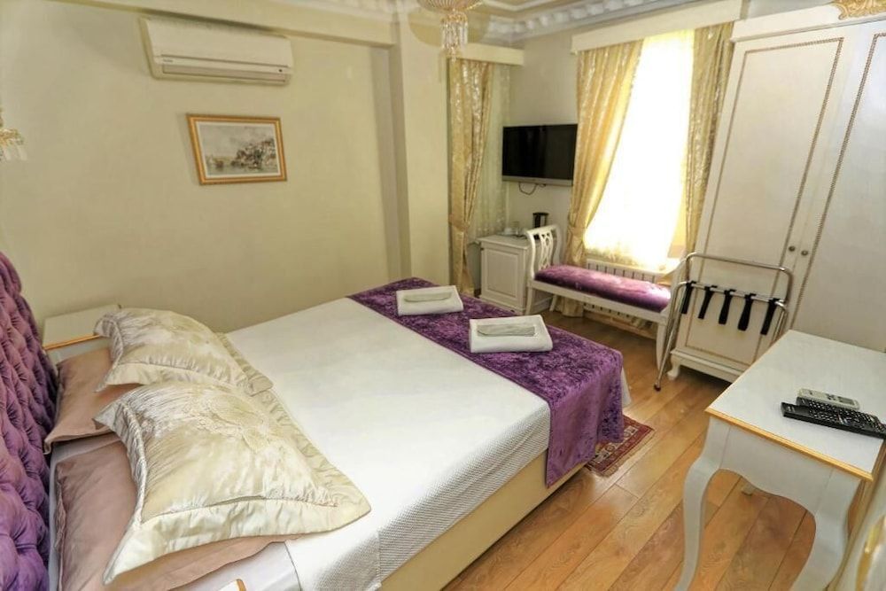 Romantic Mansion 2