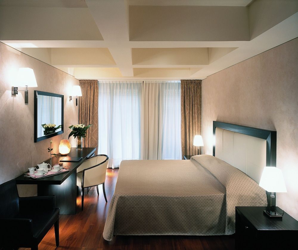 Hotel La Fenice 1