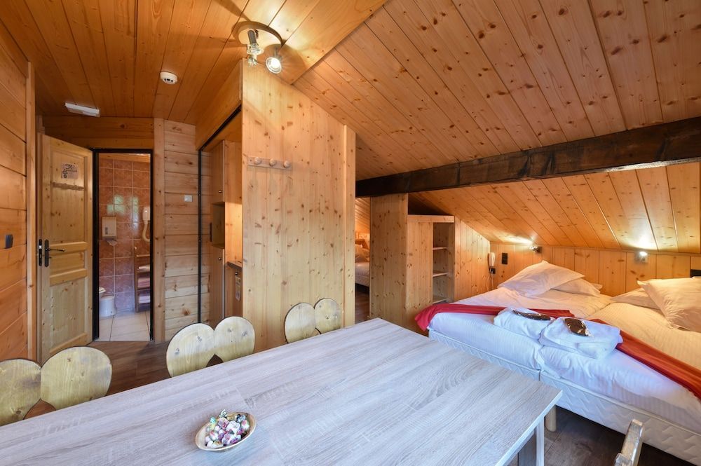 Loc'Hotel Alpen Sports 2