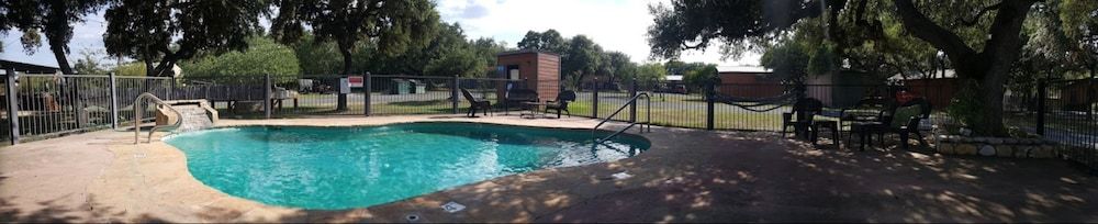 The Leakey Inn by CMD 1