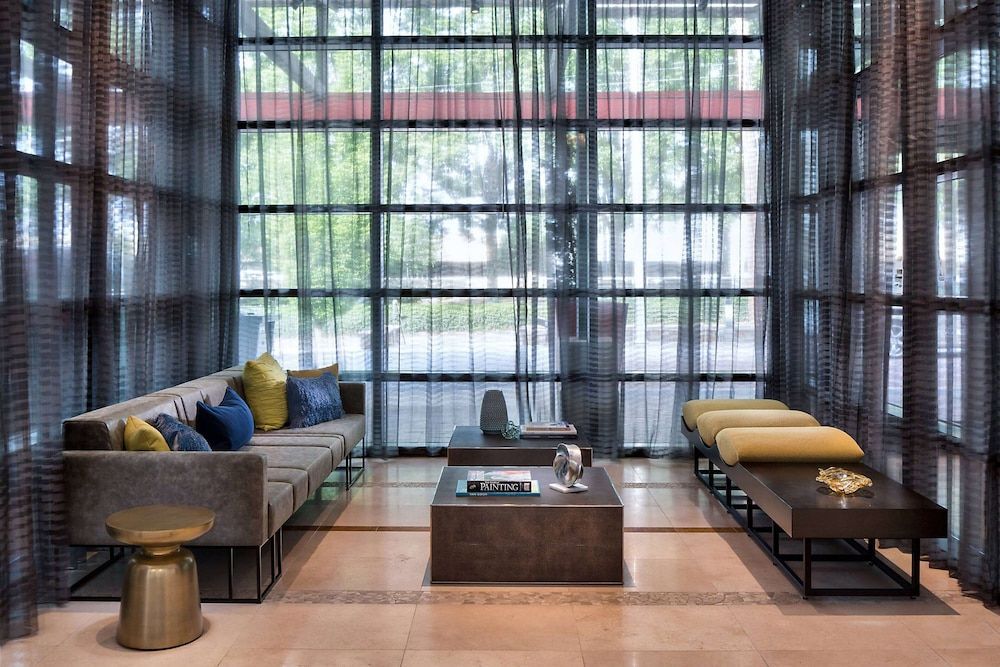 Wyndham Atlanta Buckhead Hotel & Conference Center 2
