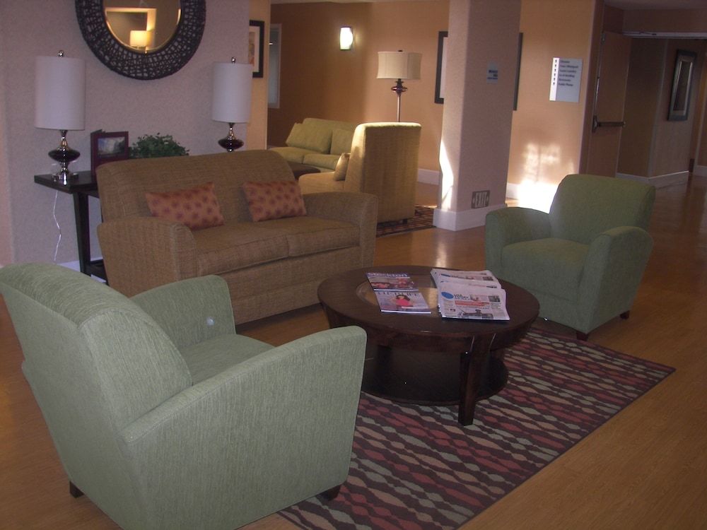 Holiday Inn Express STOCKTON SOUTHEAST by IHG 2