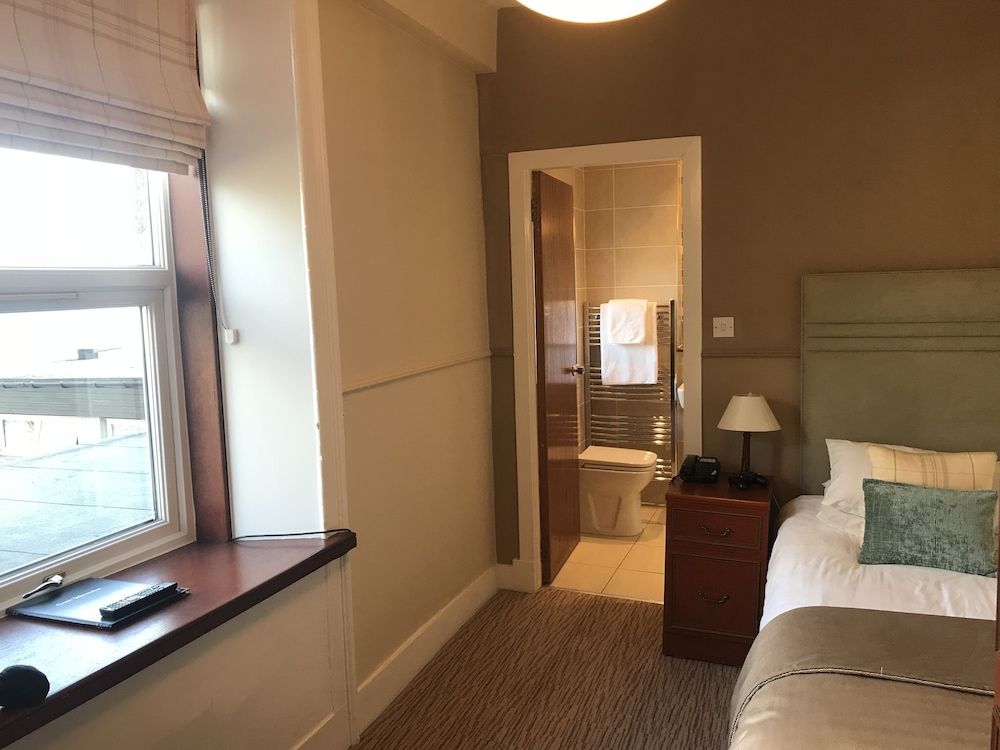 Cove Bay Hotel 2