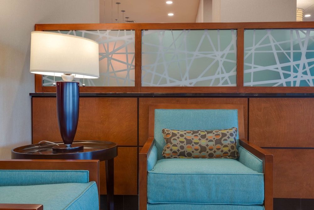 Drury Inn & Suites Gainesville 2