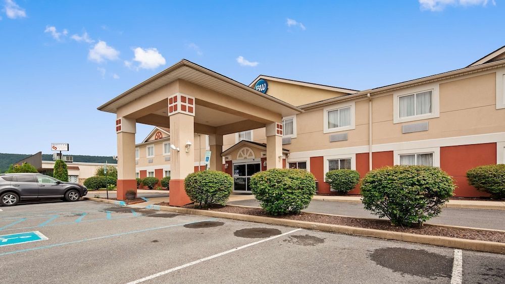 Best Western Nittany Inn Milroy 1