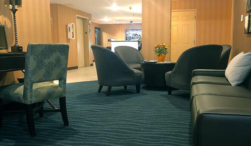 Ivy Court Inn and Suites 2