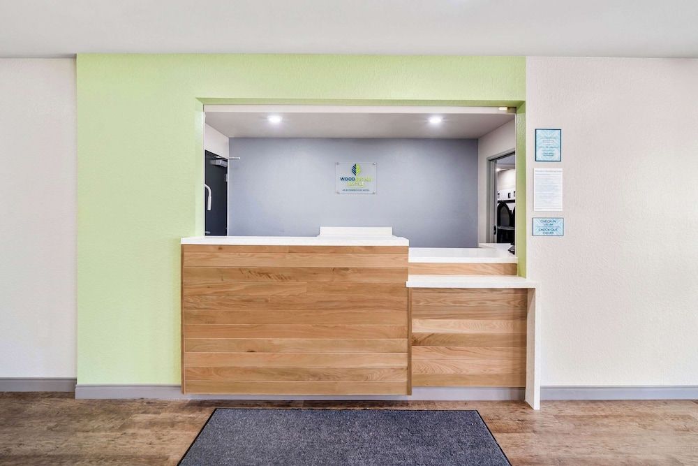 WoodSpring Suites Fort Myers - Cape Coral 2