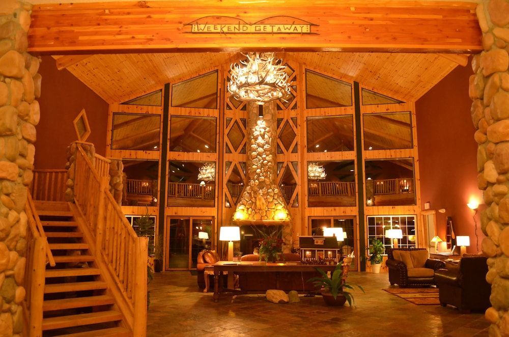 Crooked River Lodge 2