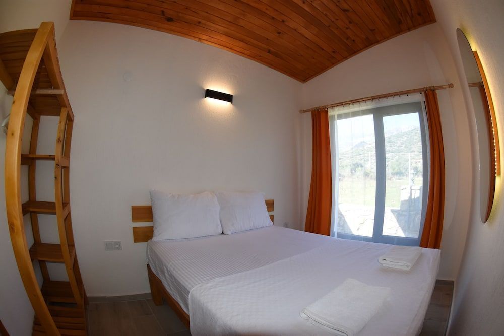 Begonvillage Tatil Evleri 2