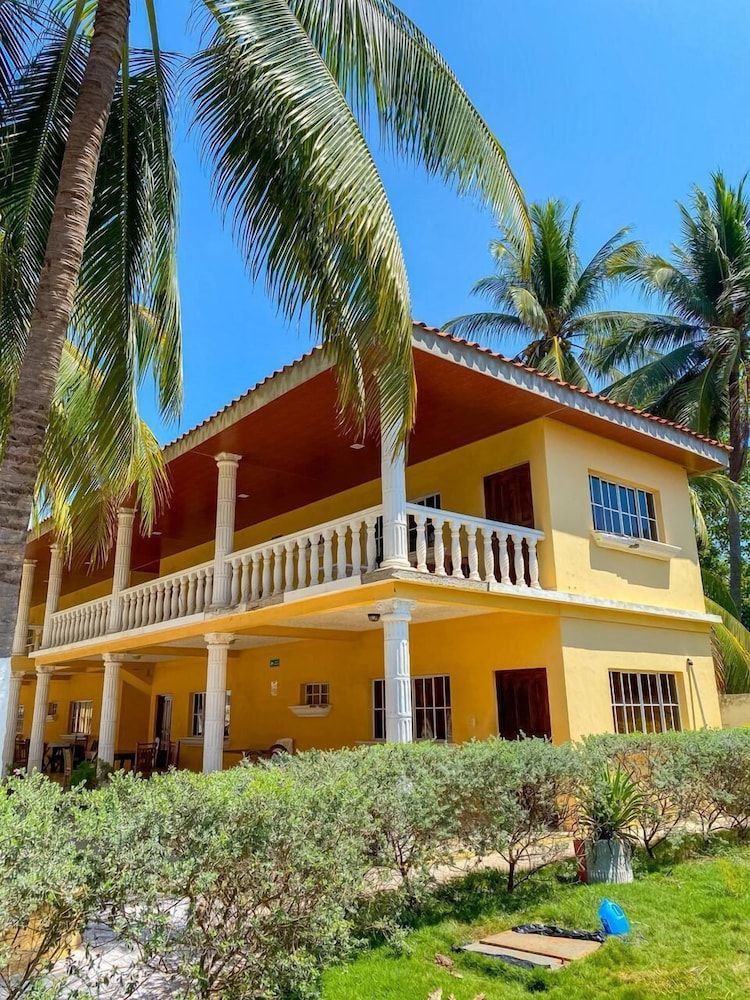 Hotel y Restaurante Punta Diamantes 1