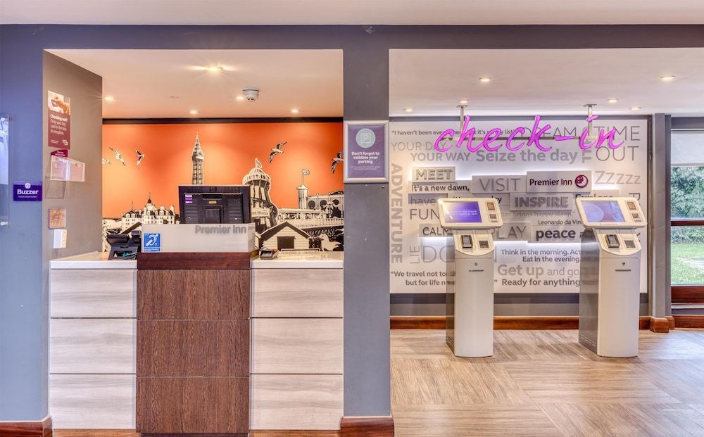 Premier Inn Blackpool - Beach 2