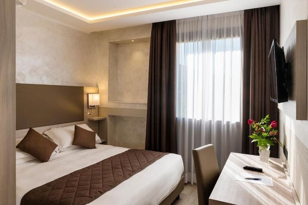 Hotel Plaza 1