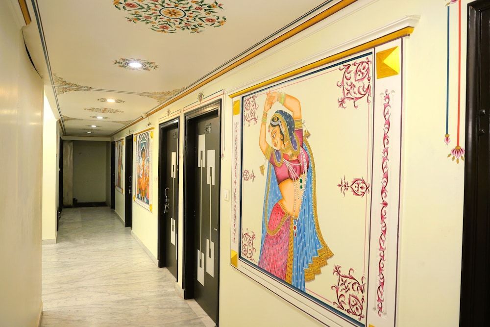 Hotel Pulse Inn 2