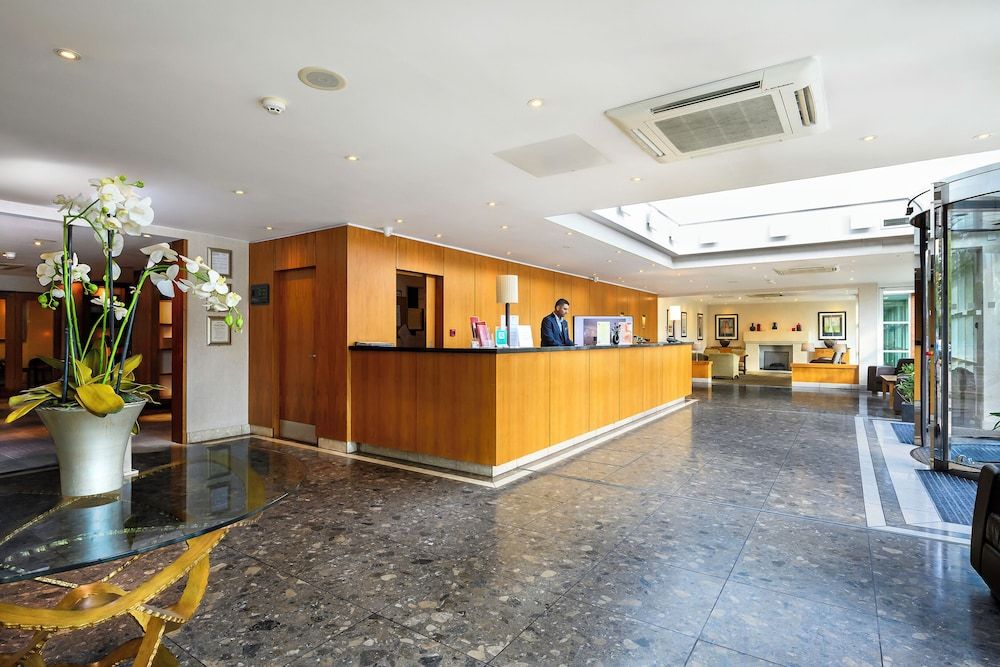 Regency Park Hotel, Health Club & Spa 1