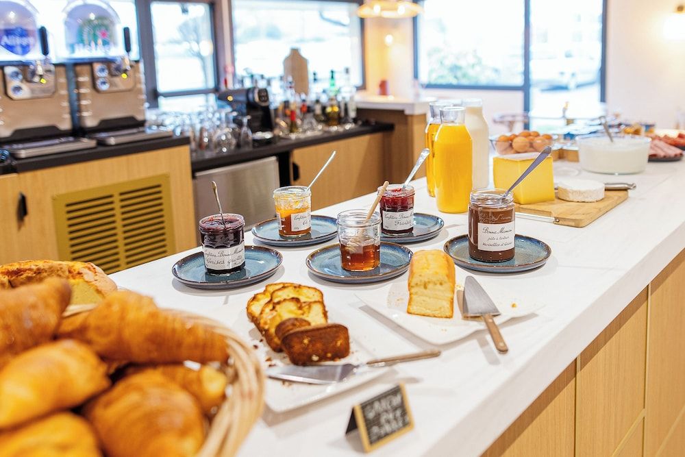Hotel Bhoma Troyes 2