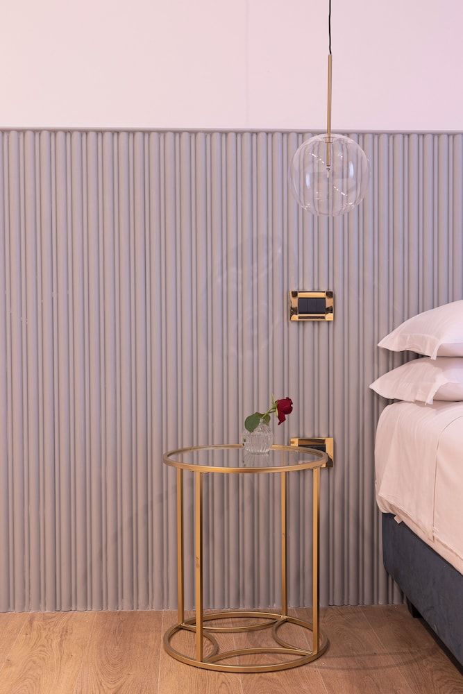 Tiburtina 86 Luxury Suites 1
