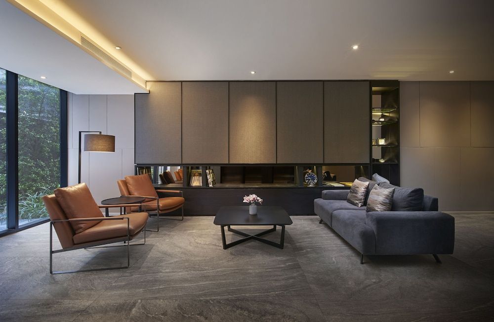 Walton Suites Sukhumvit 2