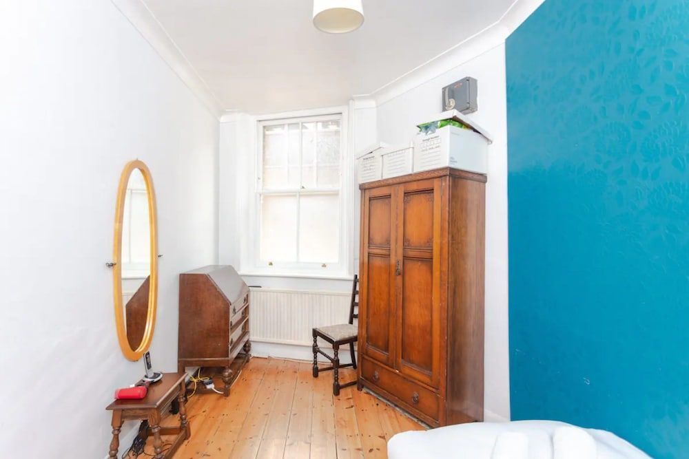 Cosy 2 Bedroom Apartment in Central London With Garden 2