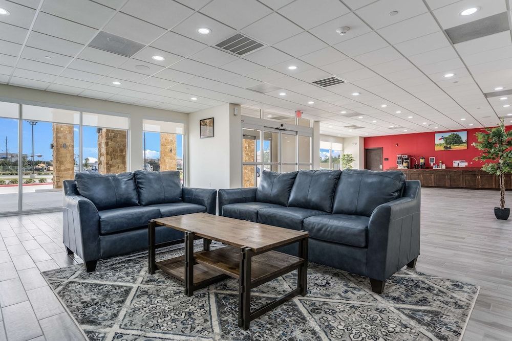 Red Lion Inn & Suites Katy 2