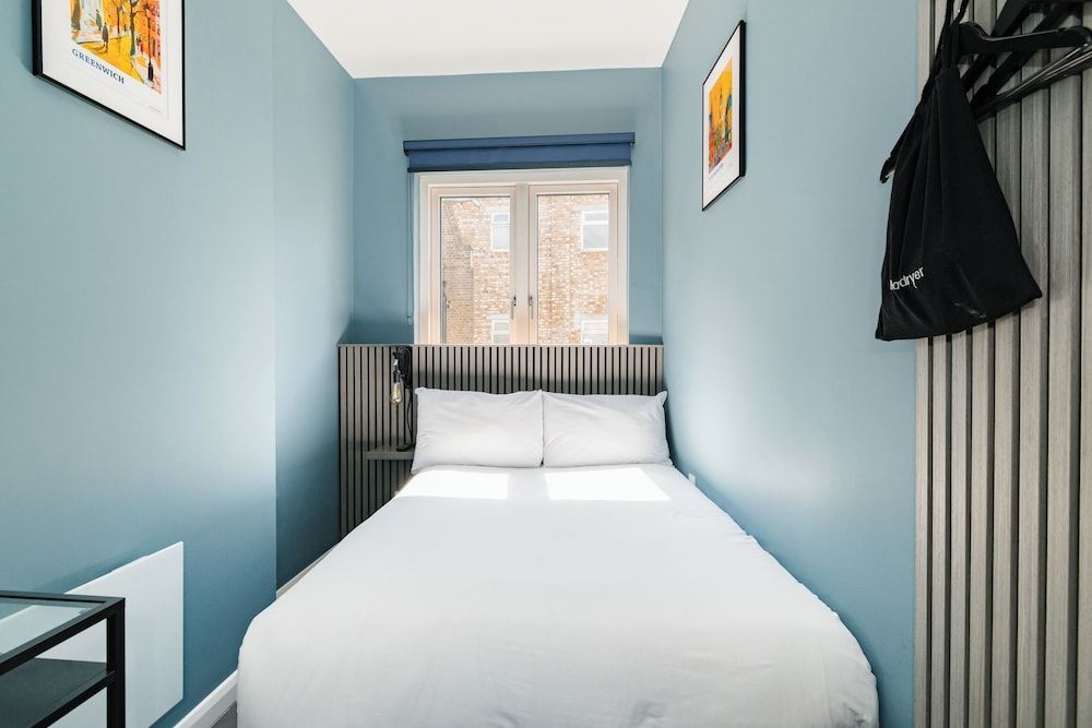 Borough High Street Rooms 2