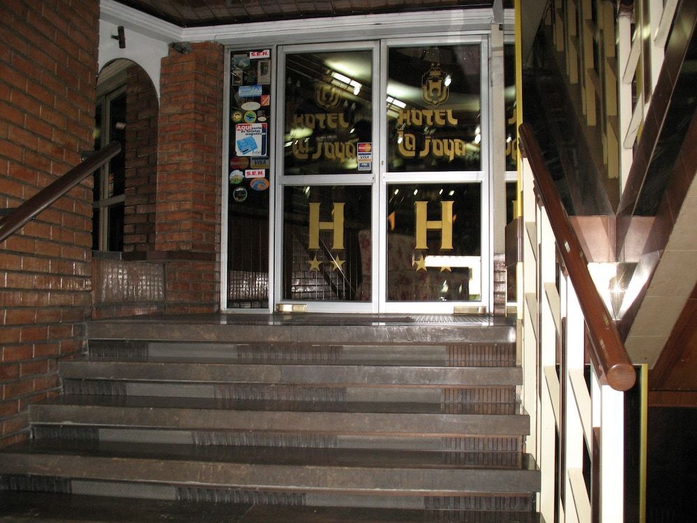 Hotel La Joya 2