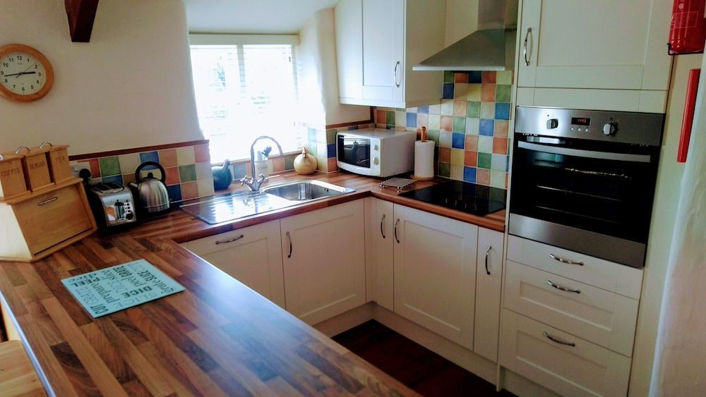 Degembris Cottages 1