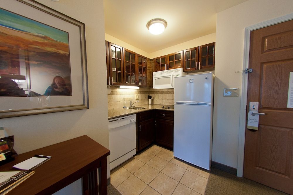 Staybridge Suites STROUDSBURG (EAST) POCONOS by IHG 1