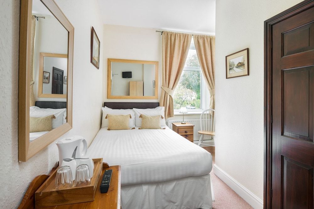 Lincoln Guest House 2