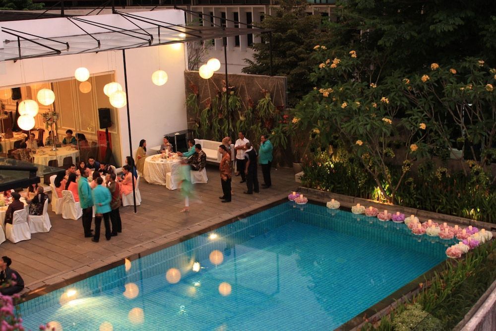 Royal Hotel Bogor 1