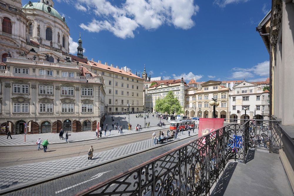 Kaiserstein Palace Apartments 1