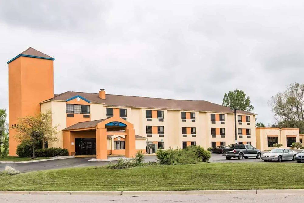 Days Inn by Wyndham Flint/Bishop International Airport 1