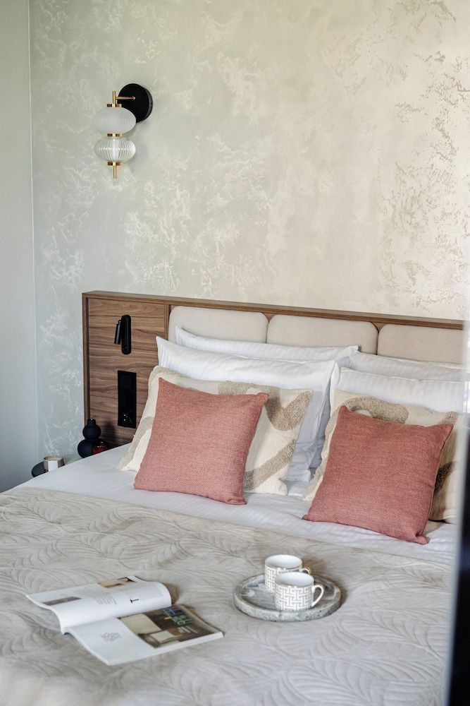 Reset in So Soho Spa Collection 2