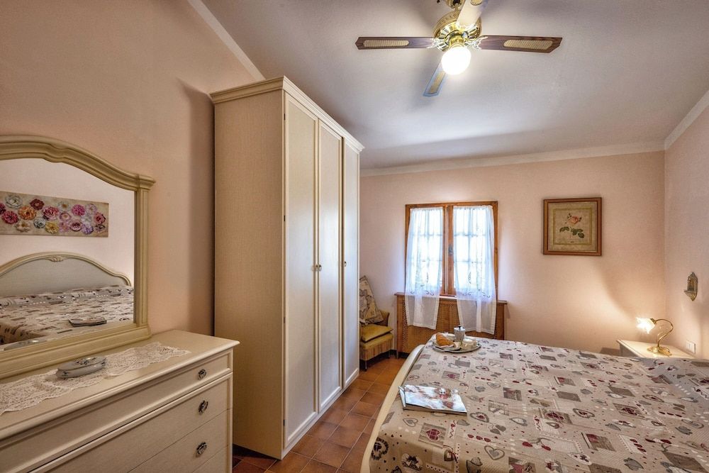Tuscany Villas With Private Pool & Tennis - Happy Rentals 1