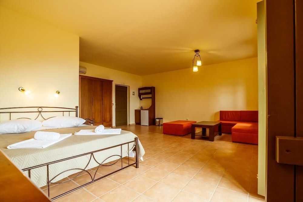 Onar Mani Suites 1