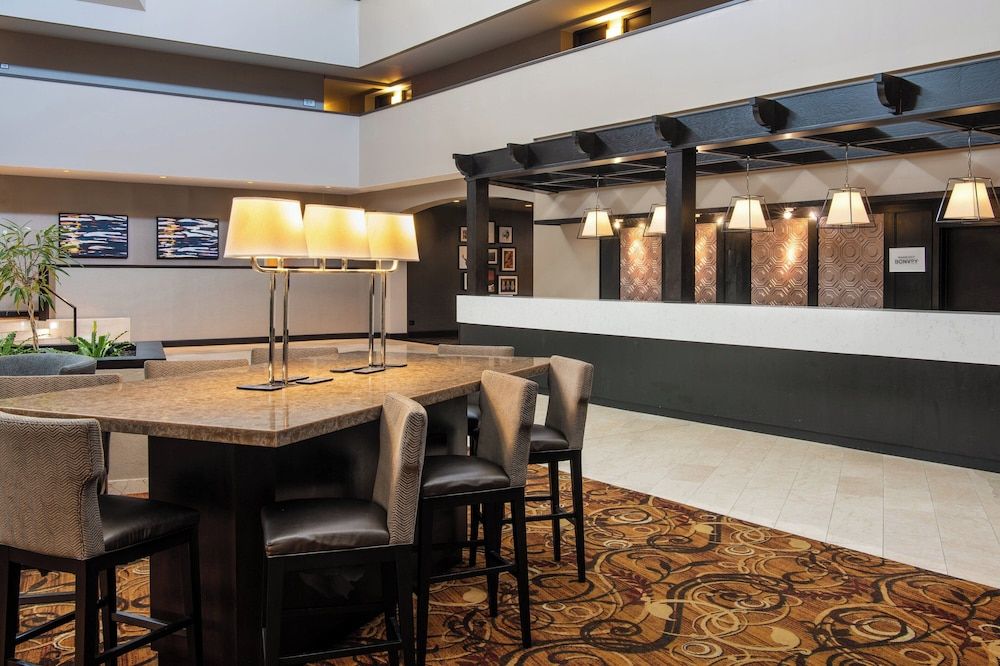 Sheraton Minneapolis West Hotel 2