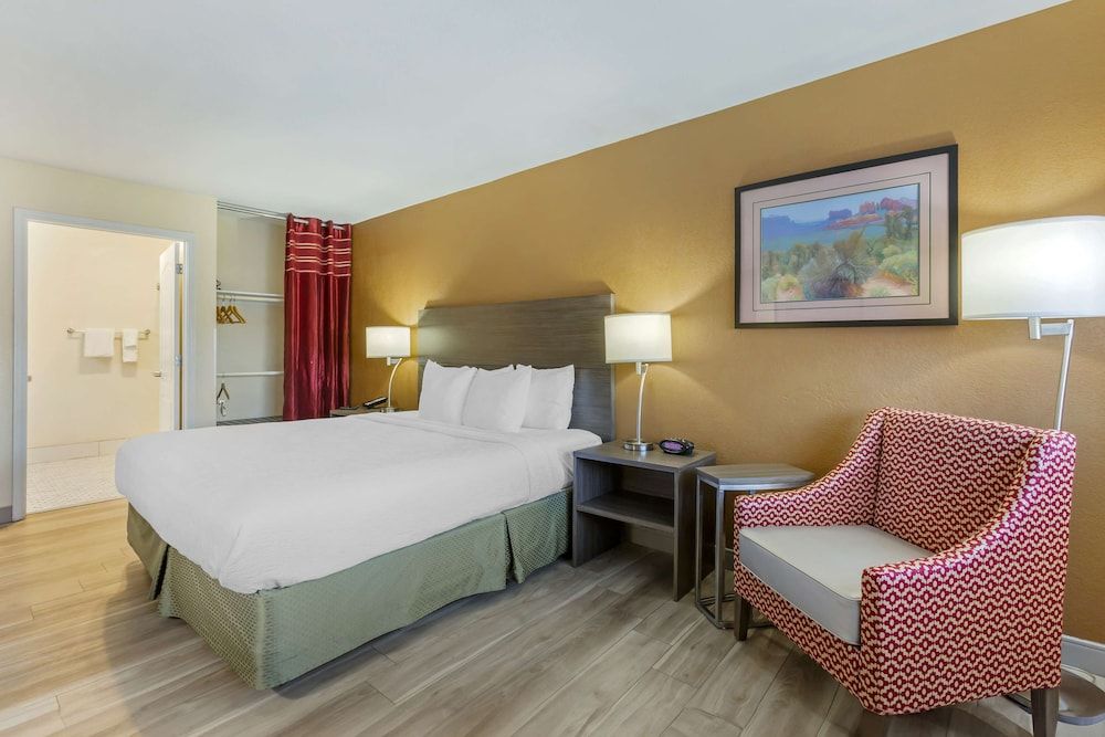Best Western Superstition Springs Inn 1