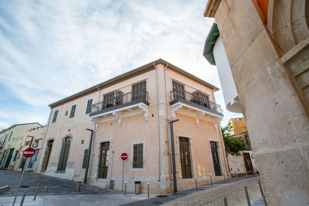 Casa Mespilea 1