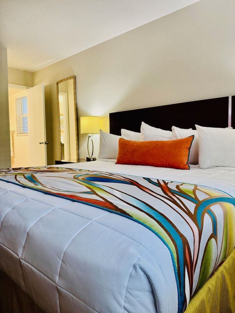 Surfsider Resort - A Timeshare Resort 1
