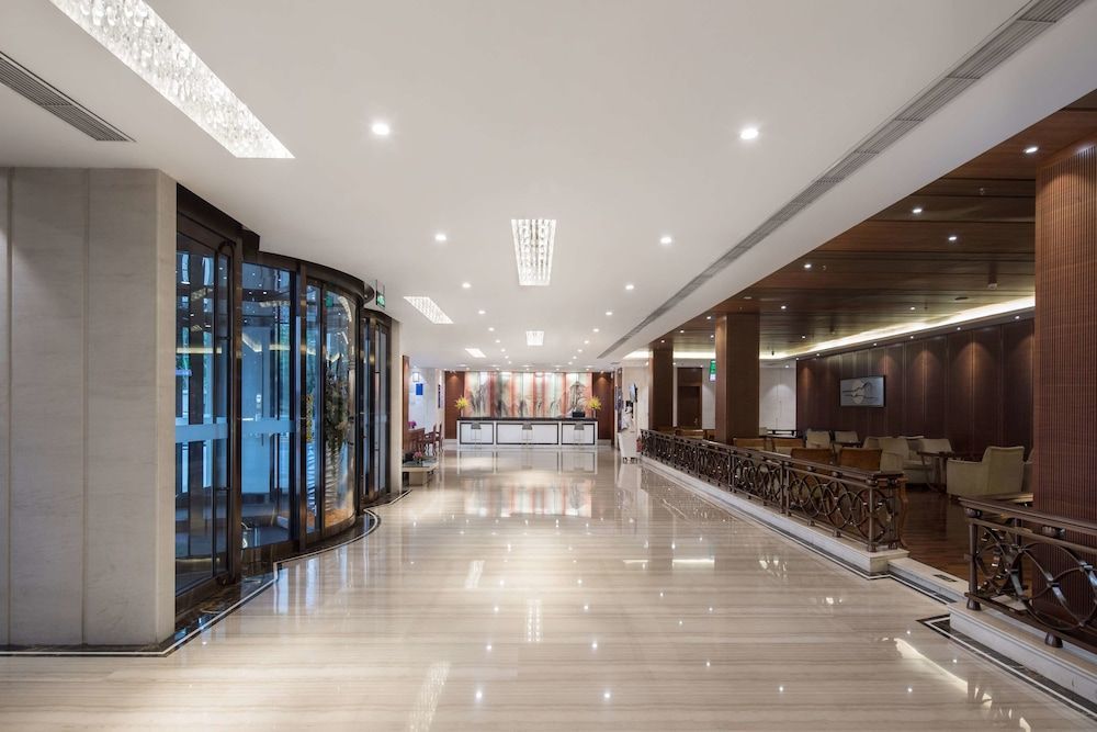 Ramada by Wyndham Beijing Airport 1