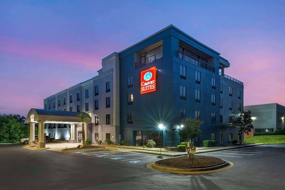 Comfort Suites Atlanta Airport 1