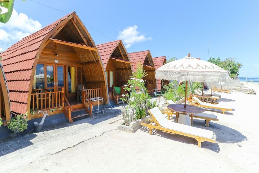 Road Beach Villa 1