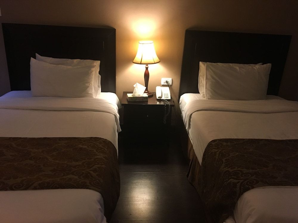 Shepherd Hotel 2