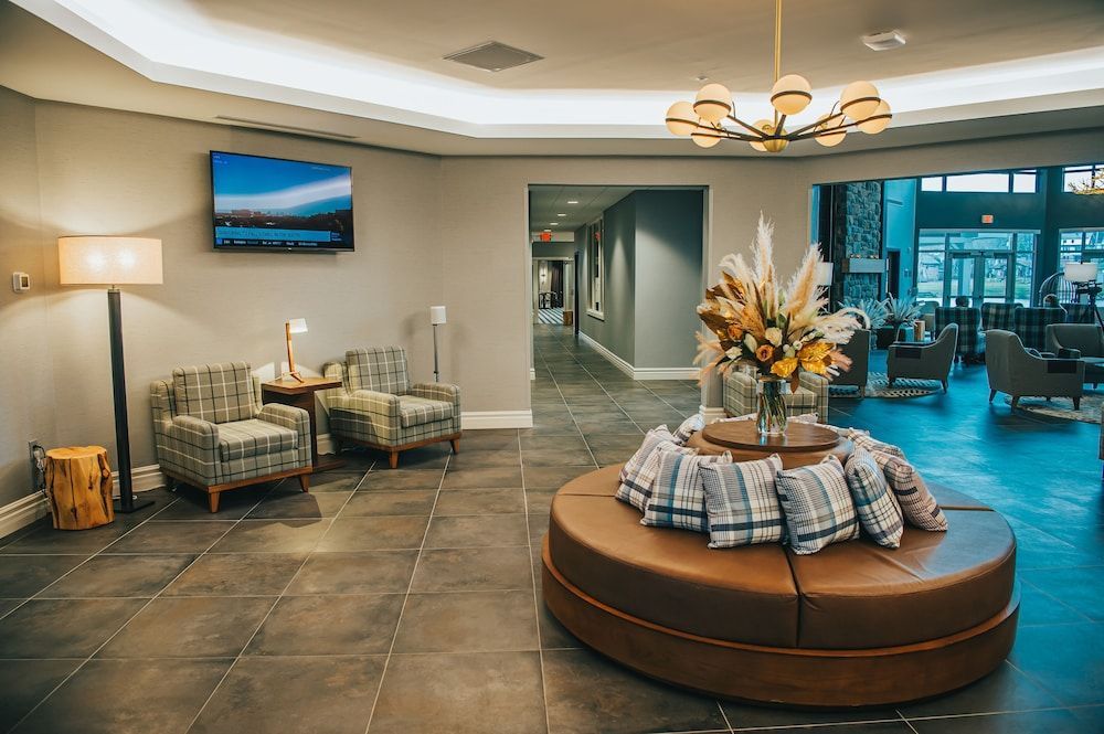voco Saranac Lake NY - Waterfront by IHG 1