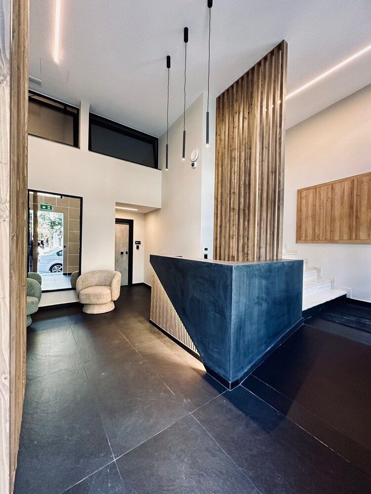Mc Queen Boutique Apartments 2