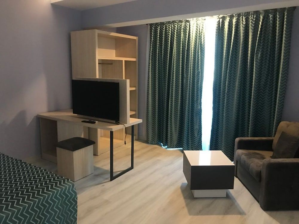 Josef Hotel 2