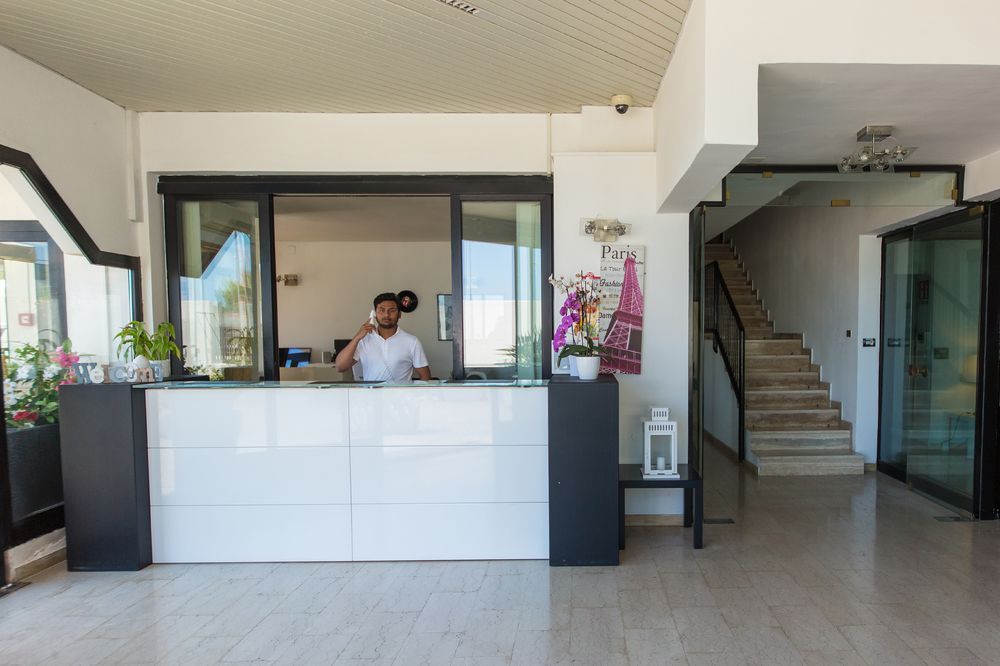 Hotel Riviera 1