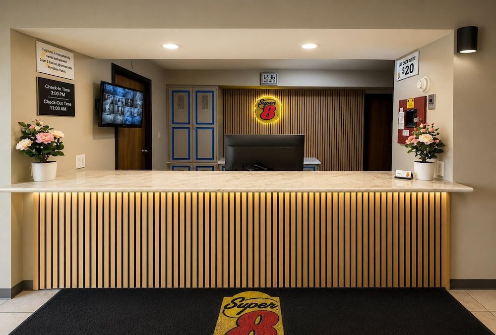 Super 8 by Wyndham Warrenton 1