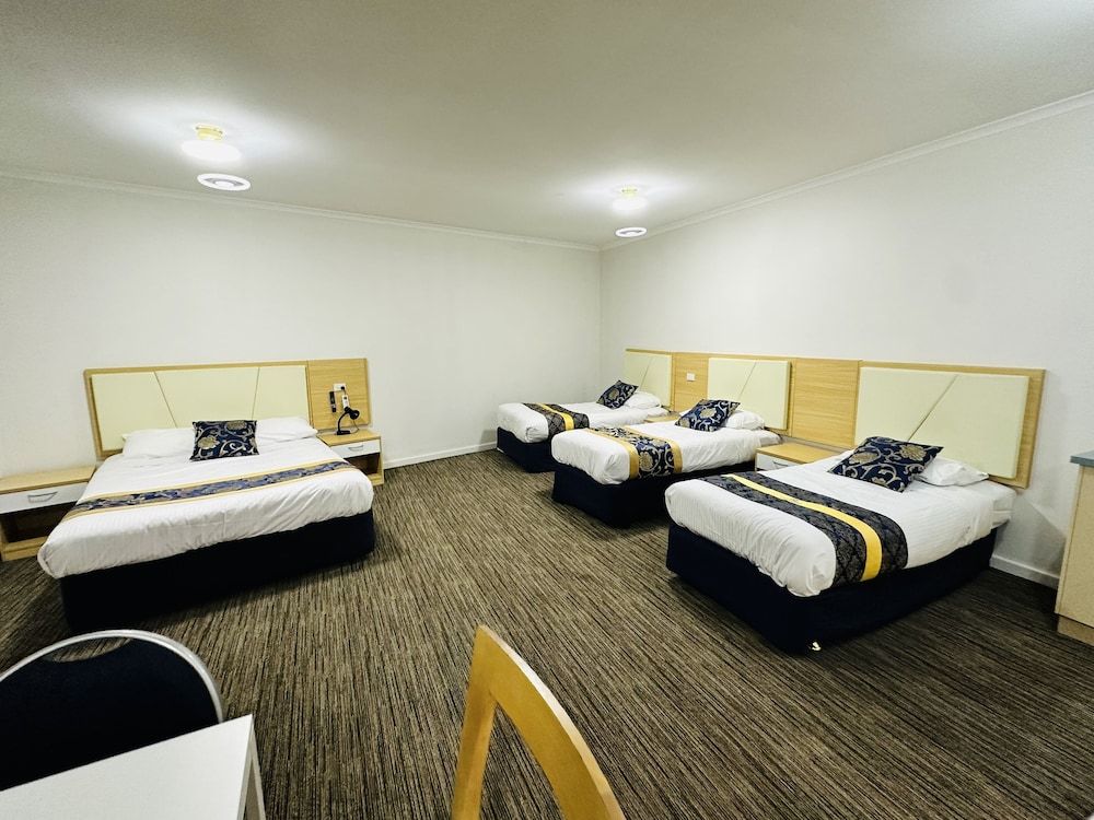 Jacksons Motor Inn 1